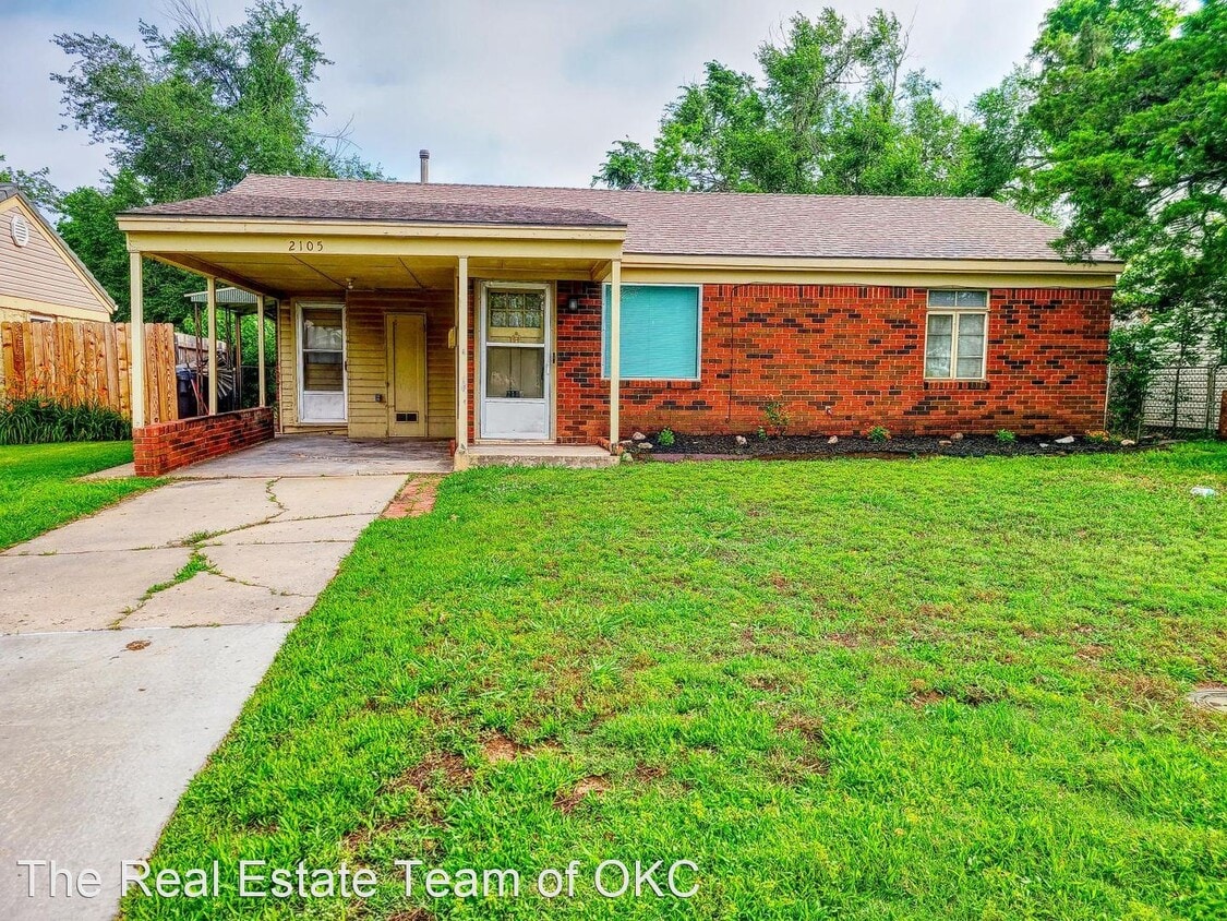 2105 Westchester Dr, The Village, OK 73120 House Rental in The