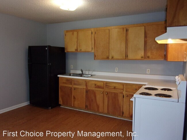 Building Photo - 3 br, 1 bath House - 127 Patterson Court