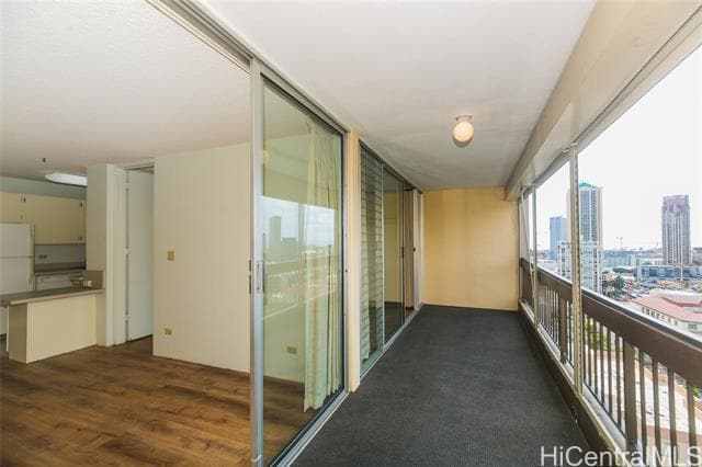 Building Photo - 775 Kinalau Pl