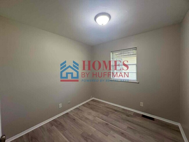 Foto del edificio - Two Bedroom Duplex | Move in Ready