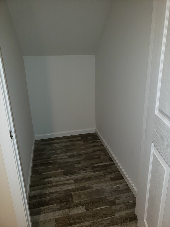 Foto del edificio - 35 Woodland Oaks Dr