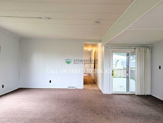 Building Photo - 5576 Edgar St