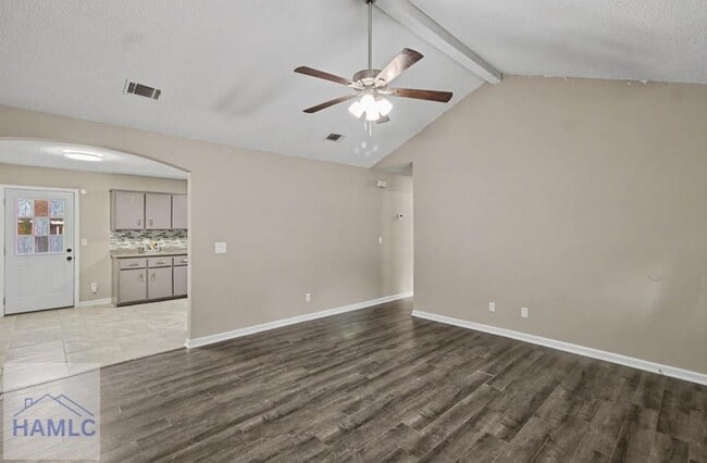 Building Photo - 43 Sandy Run Rd