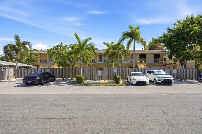 Foto del edificio - 2716 NE 30th St