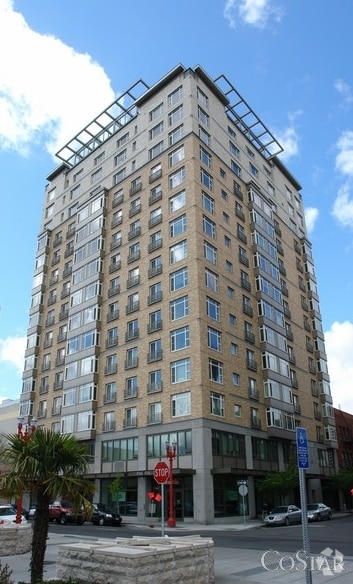 Primary Photo - Pacific Tower Apartments
