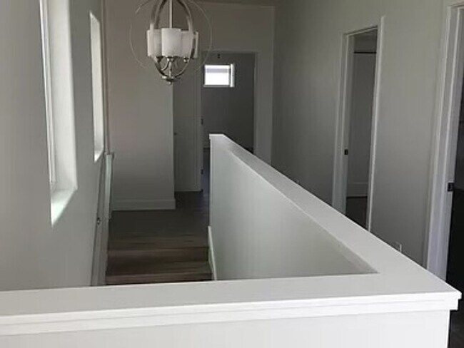 Building Photo - Spacious San Diego Home!