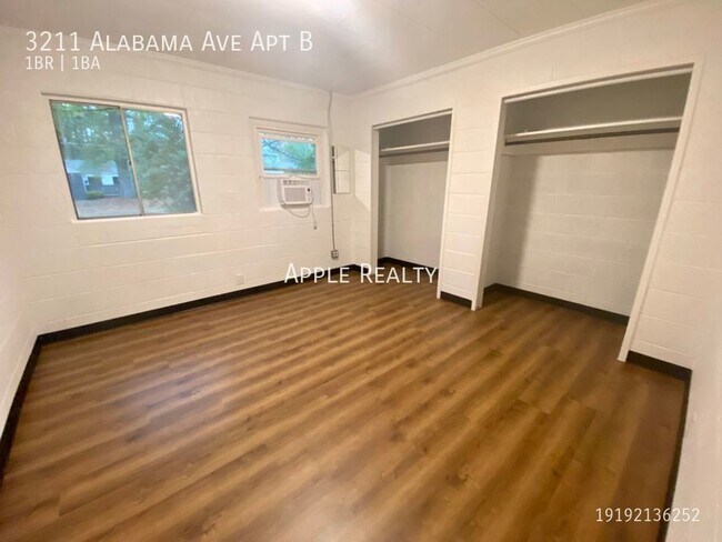 Building Photo - 3211-B Alabama - Available Now!