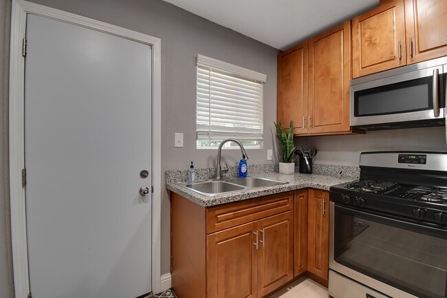 Foto del edificio - 1848 14th St