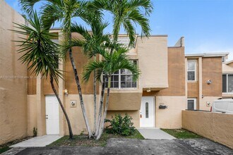 Building Photo - 6723 SW 140th Ave