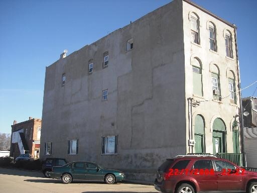 Building Photo - 139 W Railroad St