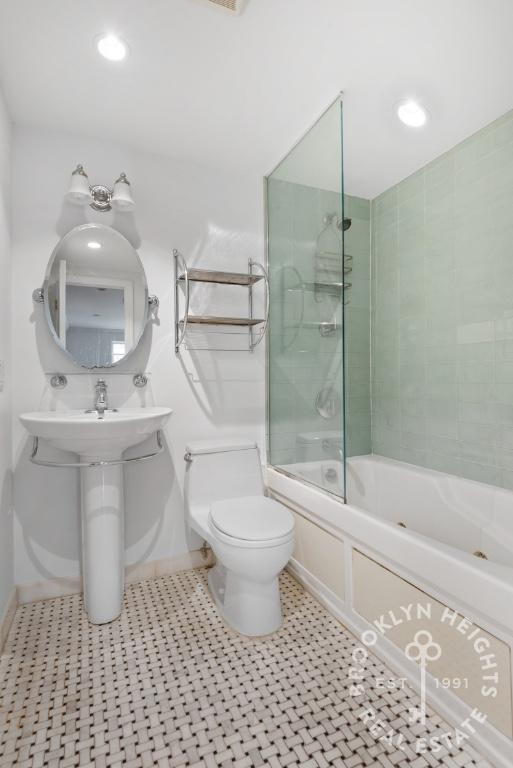 Foto del edificio - Triplex house with PRIVATE ROOF DECK!! 3 B...