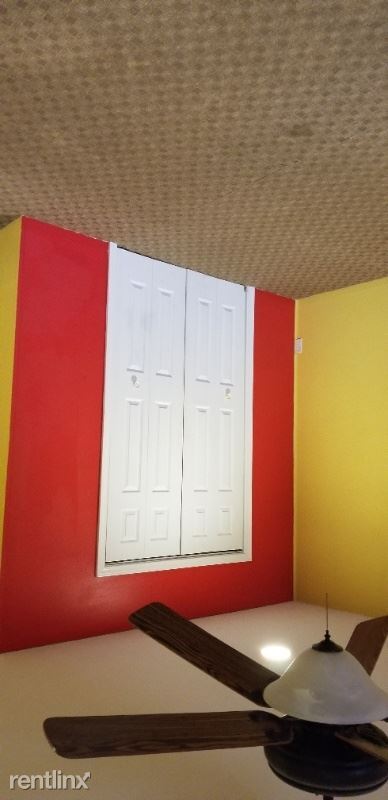 Foto del edificio - 1 br, 1 bath Apartment - 1800 Court St