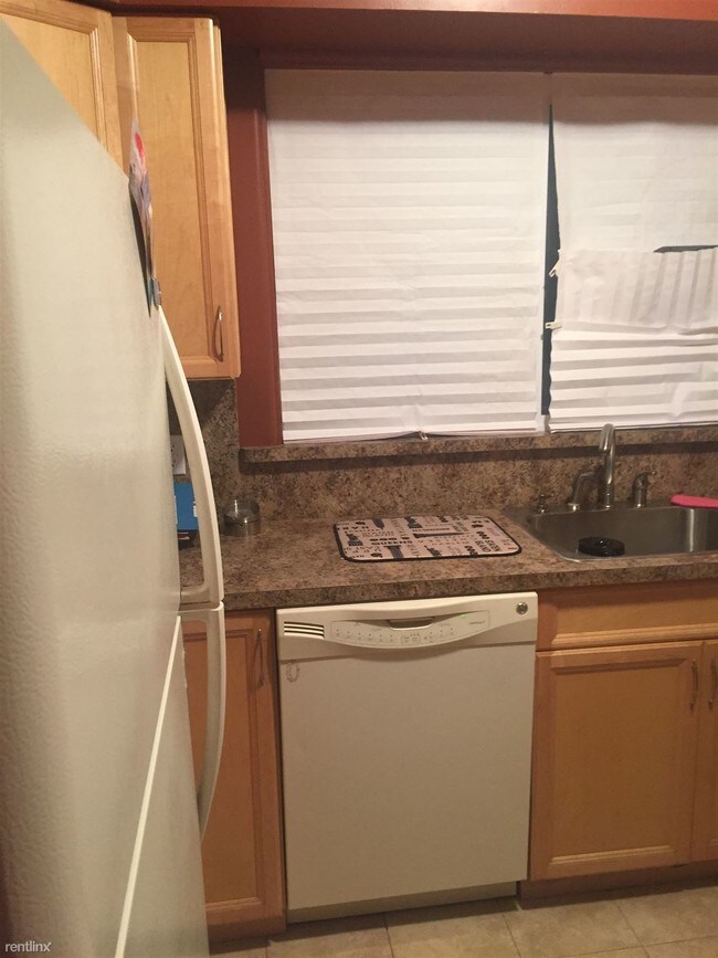 Foto del edificio - 1363 82nd St