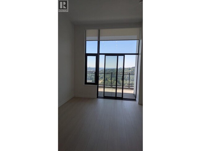 Photo du bâtiment - 626-2626 Claremont St