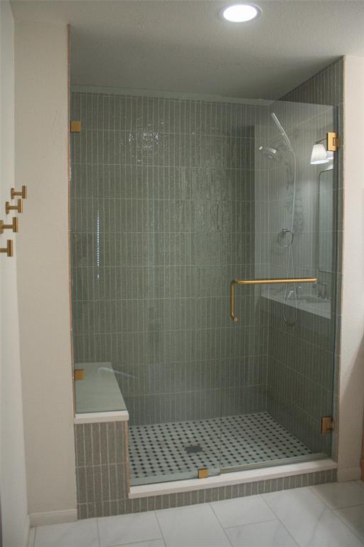 Foto del edificio - 2209 Bettylou Ln