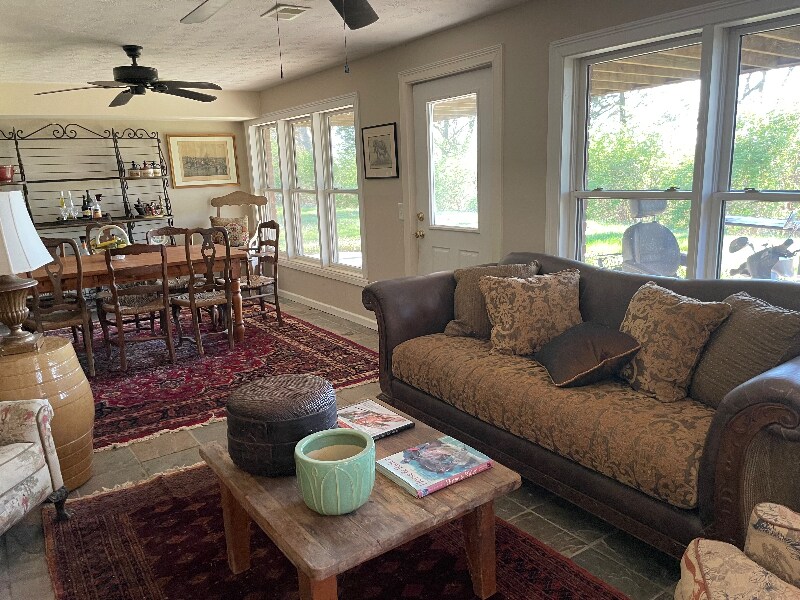 2315 Oregon Rd, Versailles, KY 40383 House for Rent in Versailles, KY