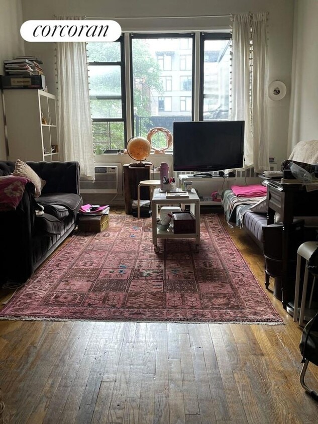 Primary Photo - 505 E 87th St