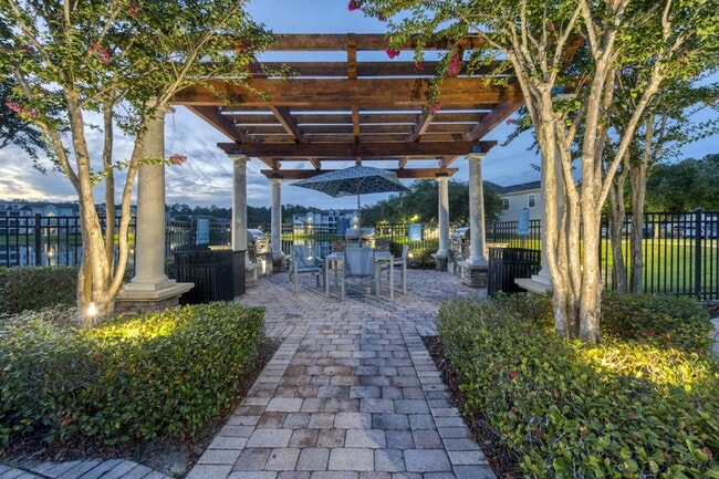 Building Photo - Integra Woods