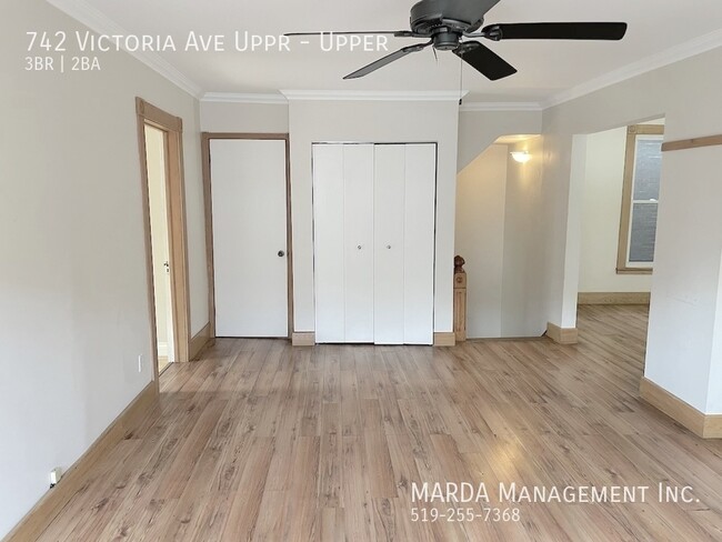 Building Photo - COZY 3 BED/2 BATH VICTORIAN UPPER UNIT W/ LOFT + HYDRO & 60% GAS