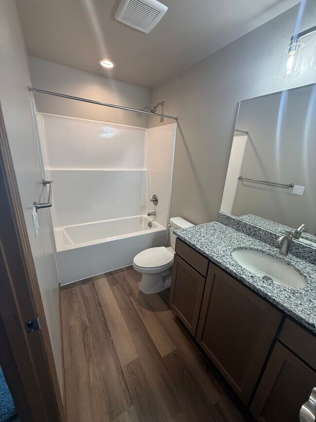 Foto del edificio - New Construction 3 bed, 2 bath!