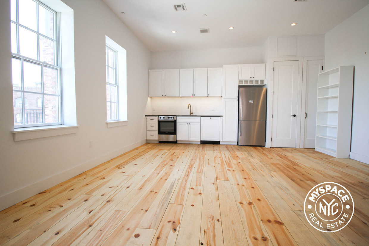 Foto principal - 291 Metropolitan Ave