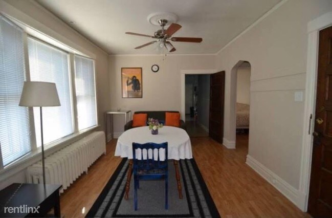 Foto del edificio - 175 N Humphrey Ave