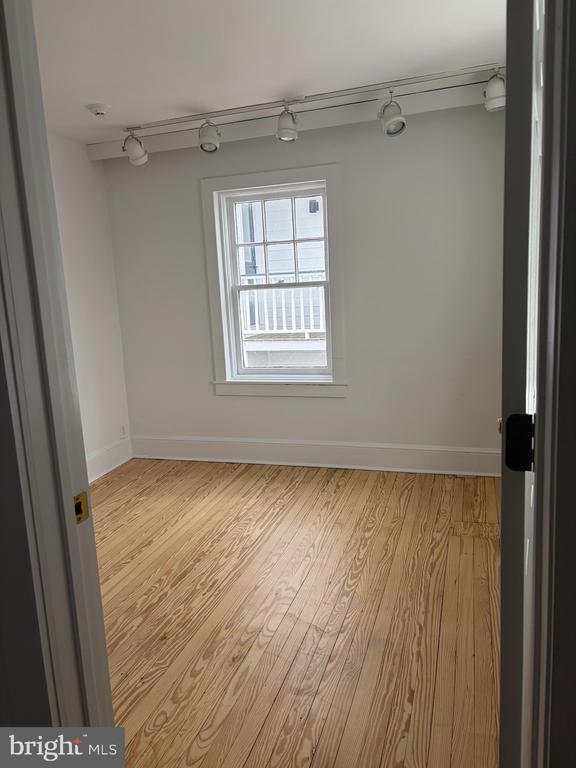 Building Photo - 7 Coryell St