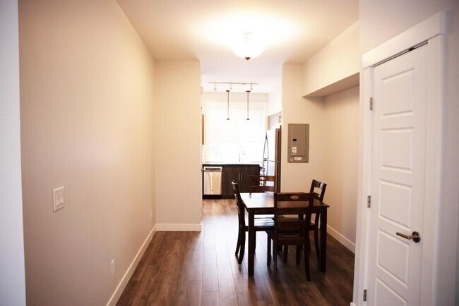 Building Photo - 2 bedroom in Kitimat BC V8C 2N9