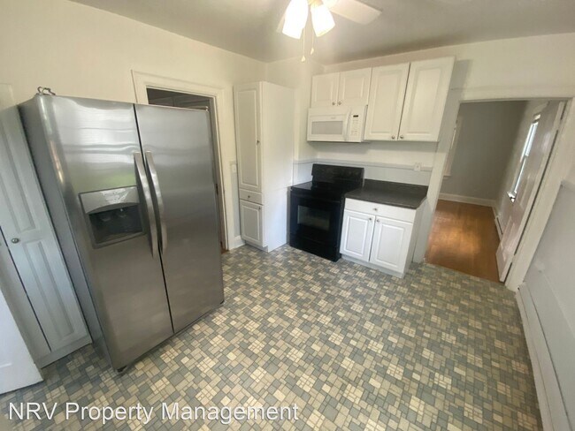 Foto del edificio - 4 br, 2 bath House - 317 Graves Avenue