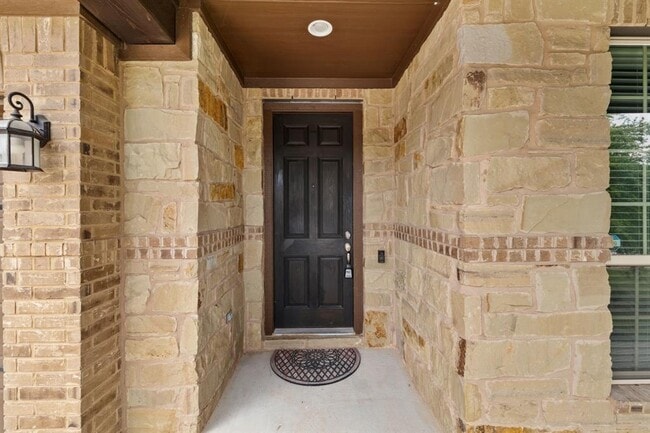Building Photo - 221 Mandana St