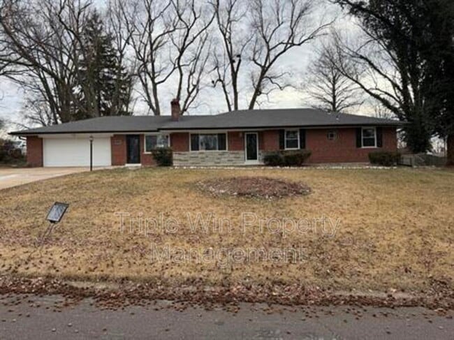 Photo - 30 Rolling Hills Dr House