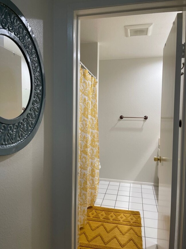 Photo - 16615 BLOOMFIELD AVE #6 House