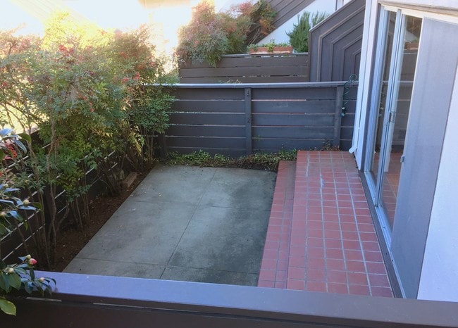 Private Patio - 270 Waverley St