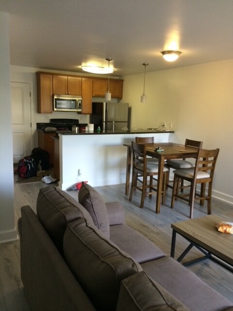 Foto del edificio - 10982 Roebling Ave