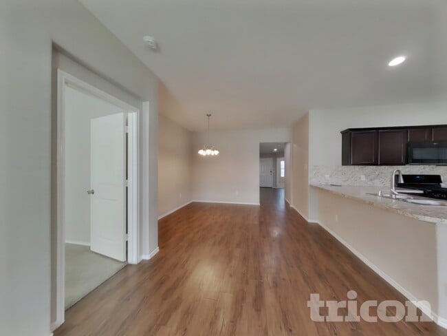 Foto del edificio - 15426 Rancho Joya Wy