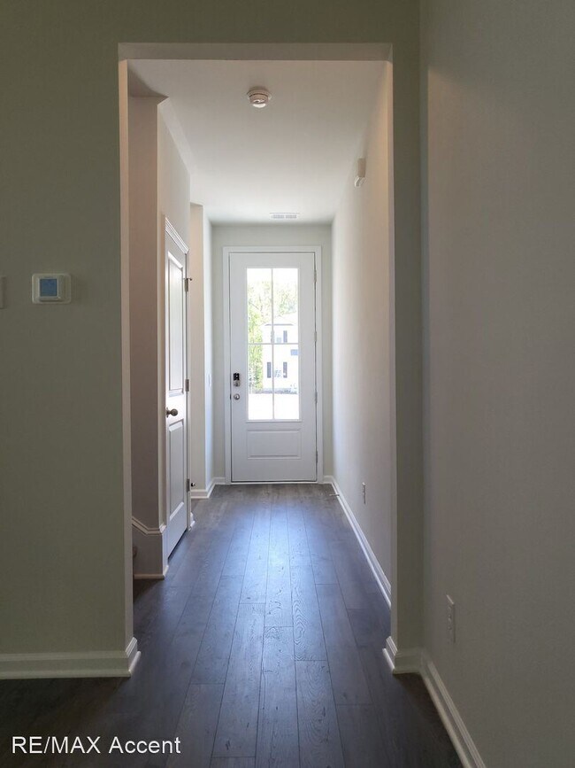 Foto del edificio - 4 br, 2.5 bath House - 7 Coby Lane