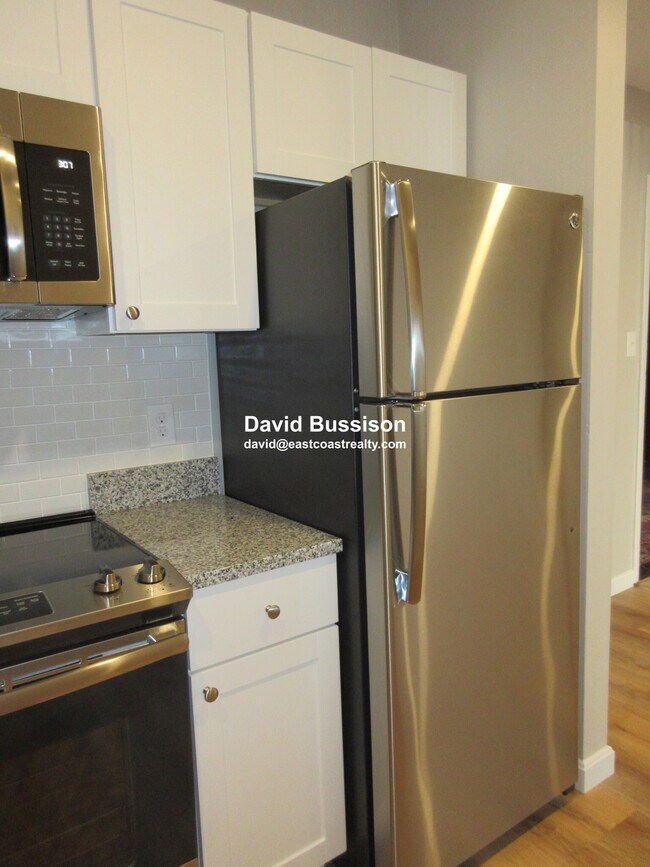 Building Photo - 106 Tremont St