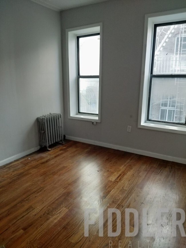 Foto del edificio - 155 S 4th St