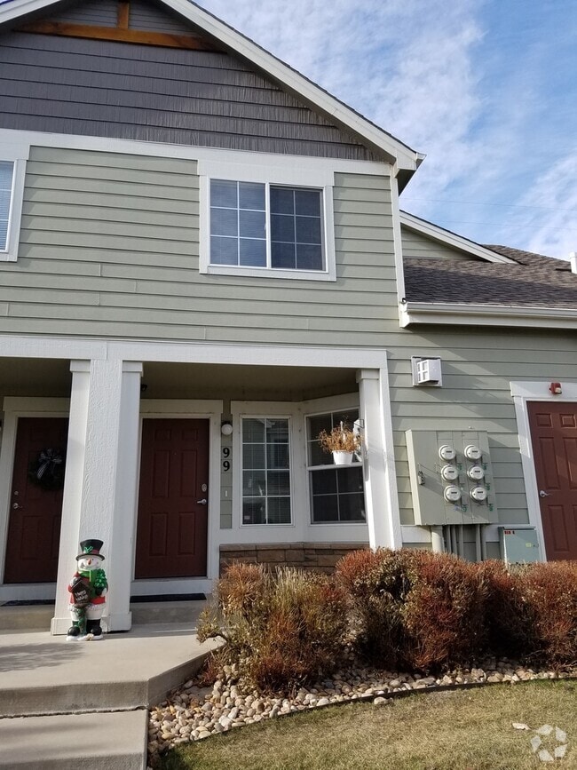 Sun Field Apartments under 2,000 Longmont, CO 2 Rentals