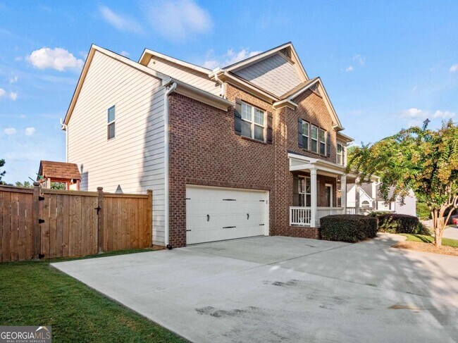 Building Photo - 715 Hancock Pl