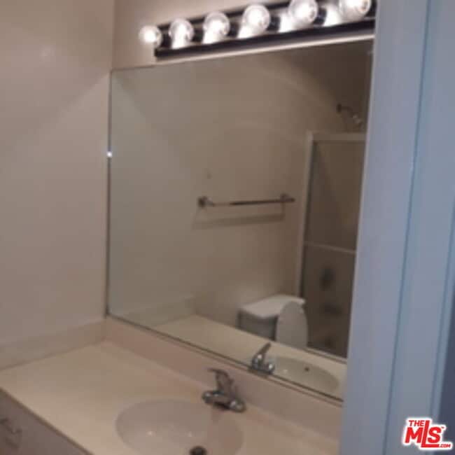 Building Photo - 2432 Colby Ave