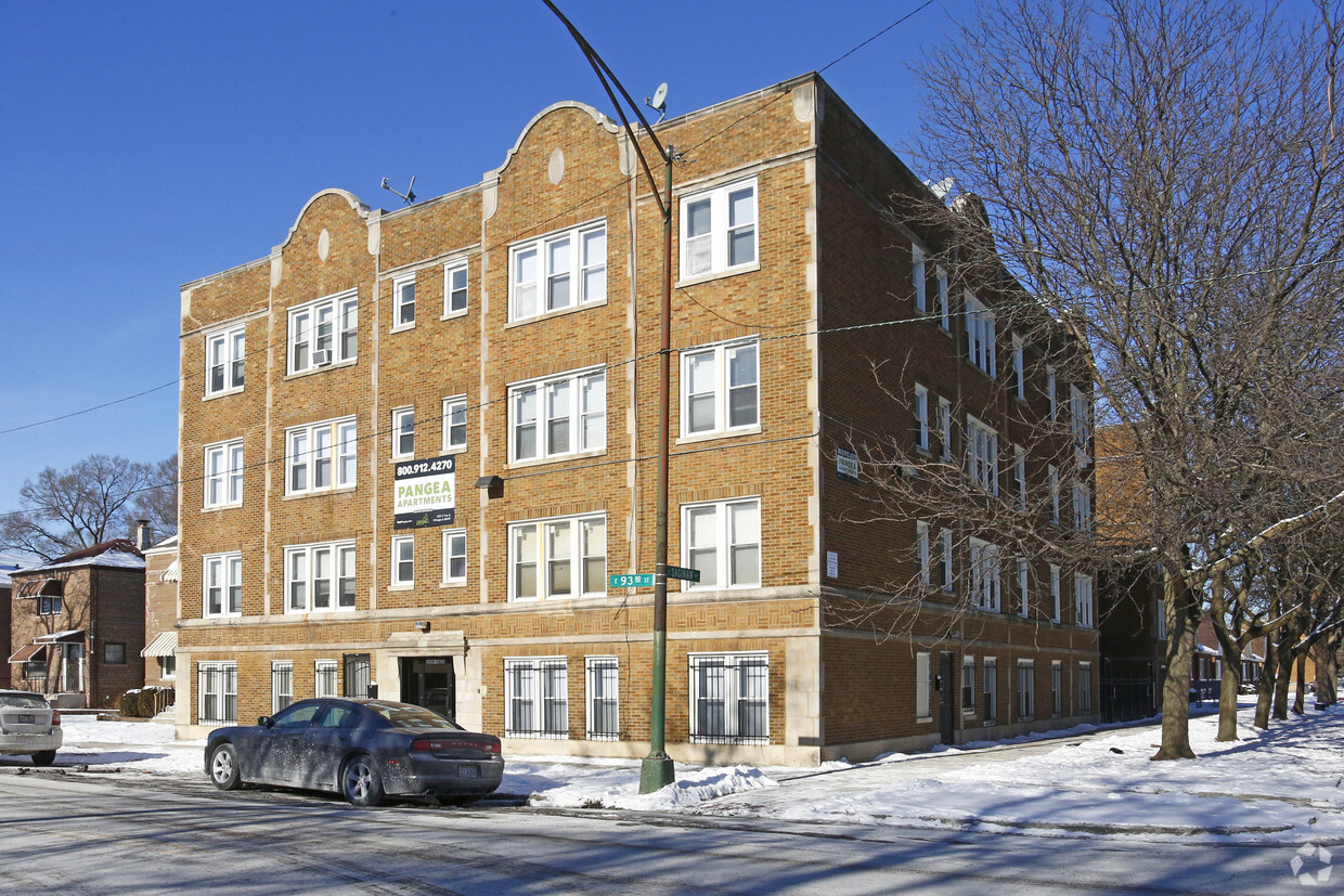 9244 S Saginaw - Apartments in Chicago, IL | Apartments.com