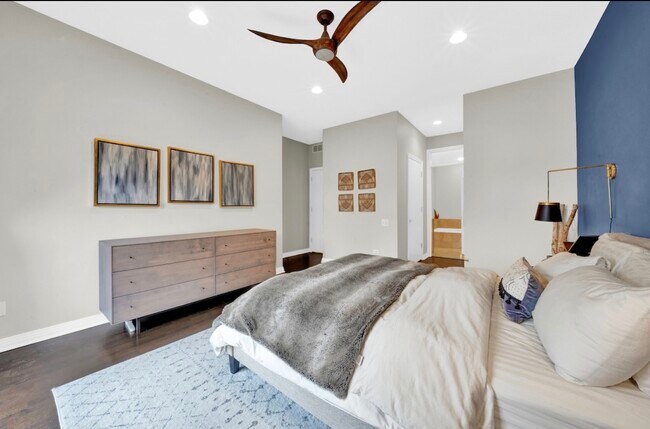 Foto del edificio - 550 W Fulton St