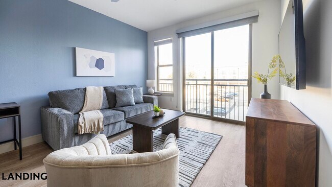 Foto del edificio - 3100 Scofield Ridge Pkwy