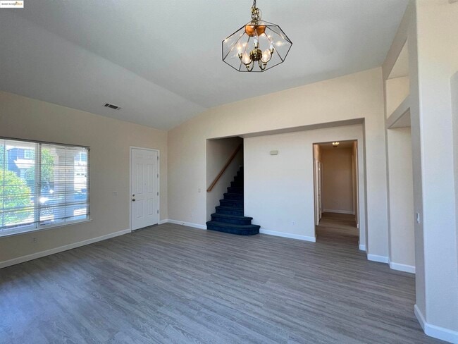 Building Photo - 1371 Brooktrail Dr