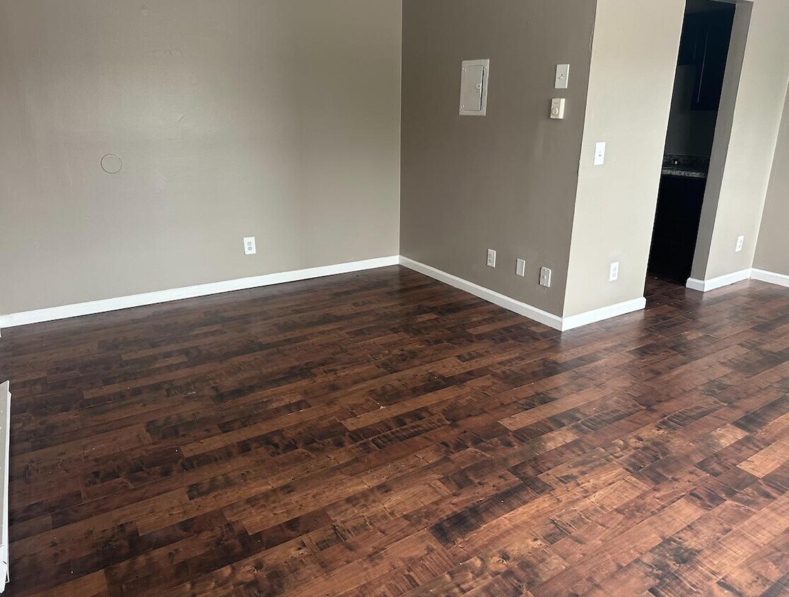 Foto del edificio - 2822 Price Ave