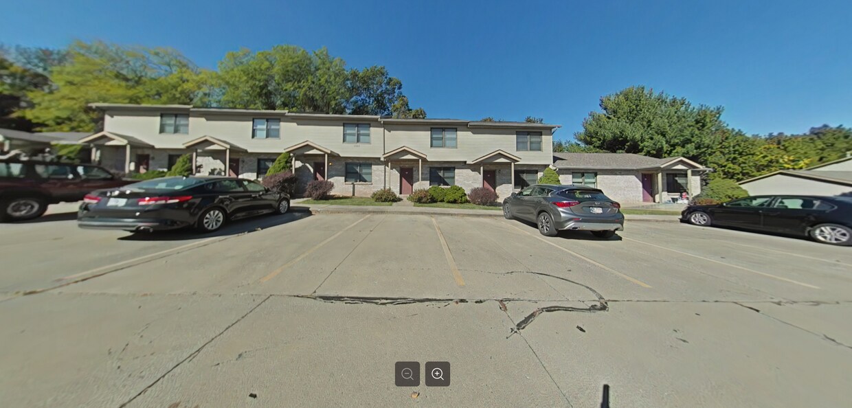 Photo - 1383 W Allen St (Bloomington, IN)