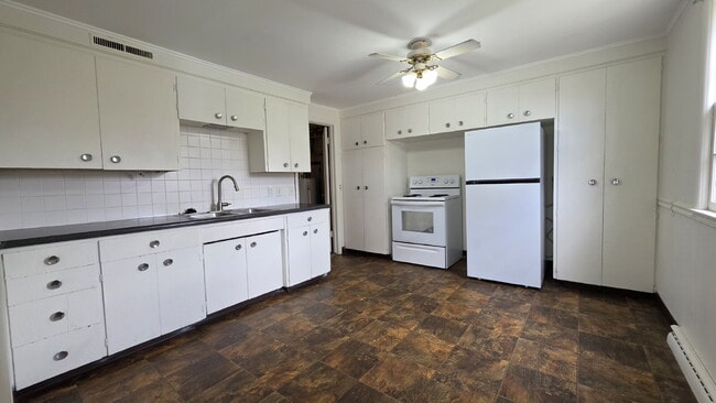 Foto del edificio - 314 Milwaukee St