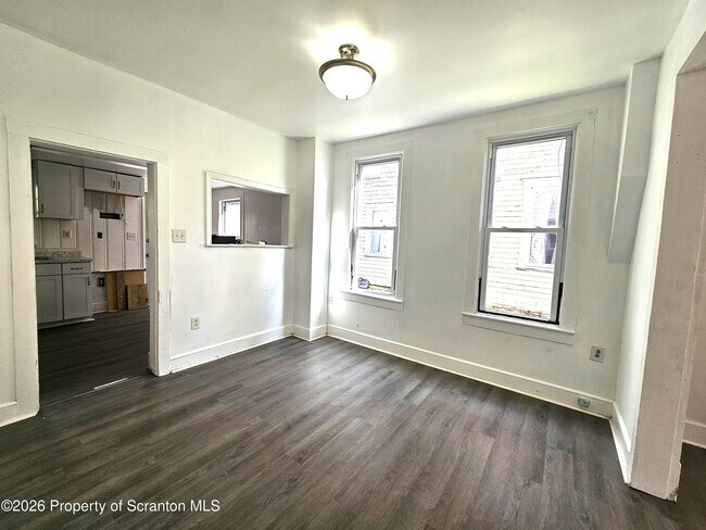 Foto del edificio - 907 Green Ridge St