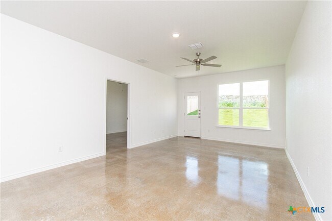 Foto del edificio - 3903 American Elm Dr